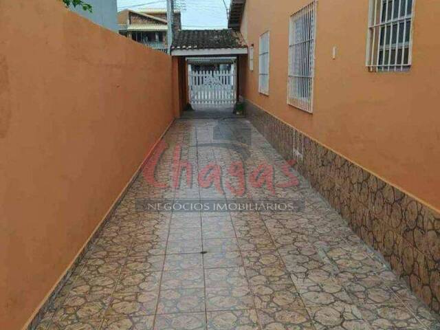 Casa para Venda em Caraguatatuba - 3