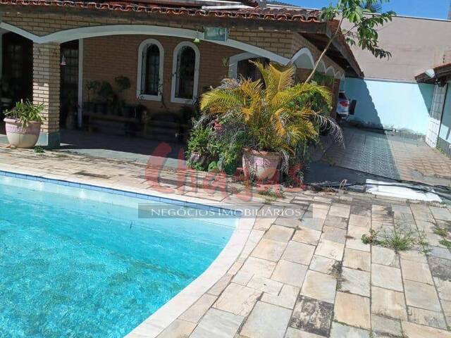 Casa para Venda em Caraguatatuba - 2