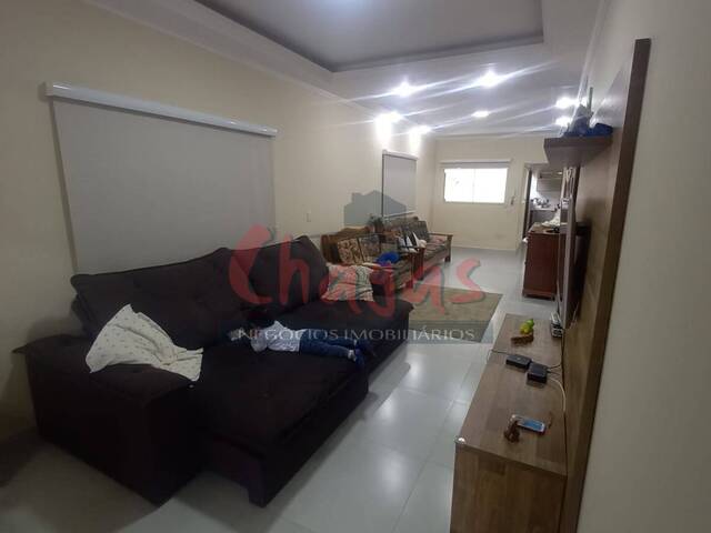 Casa para Venda em Caraguatatuba - 4
