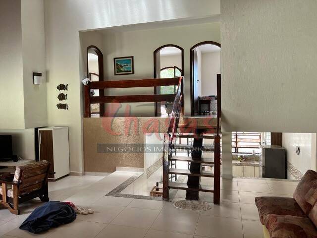 Casa para Venda em Caraguatatuba - 2