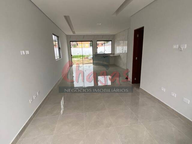 Casa para Venda em Caraguatatuba - 3
