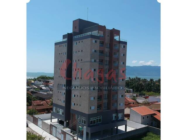 Apartamento para Venda em Caraguatatuba - 2
