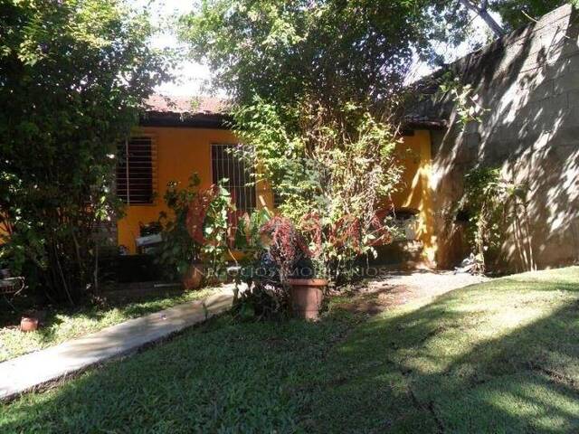 Casa para Venda em Caraguatatuba - 2