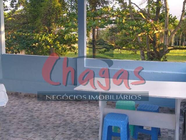 Casa para Venda em Caraguatatuba - 2