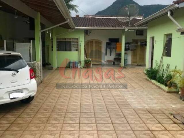 Casa para Venda em Caraguatatuba - 4