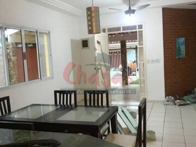 Casa para Venda em Caraguatatuba - 4