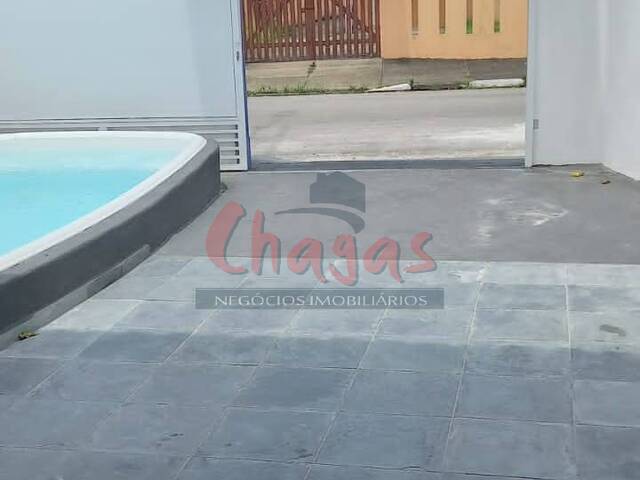 Casa para Venda em Caraguatatuba - 4
