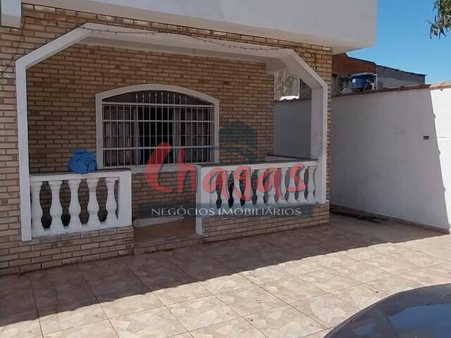 #1065 - Casa para Venda em Caraguatatuba - SP - 2