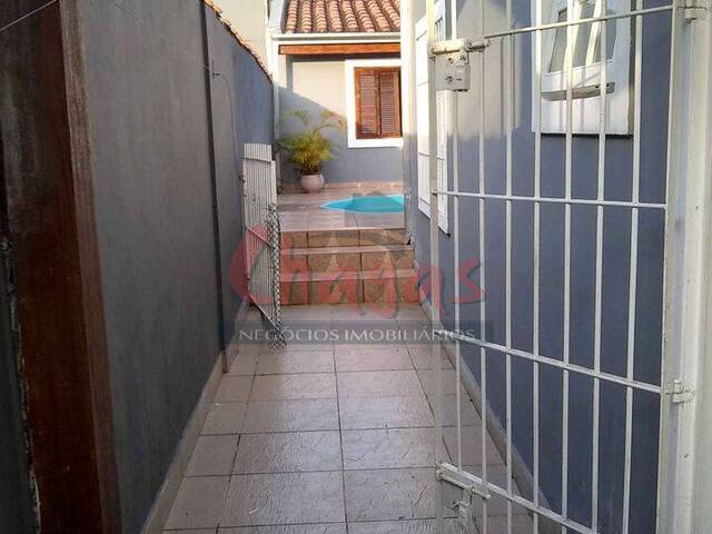 Casa para Venda em Caraguatatuba - 4
