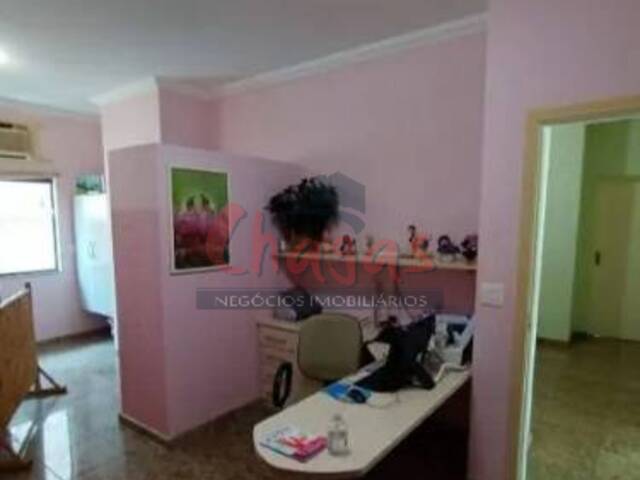 Sala para Venda em Caraguatatuba - 5