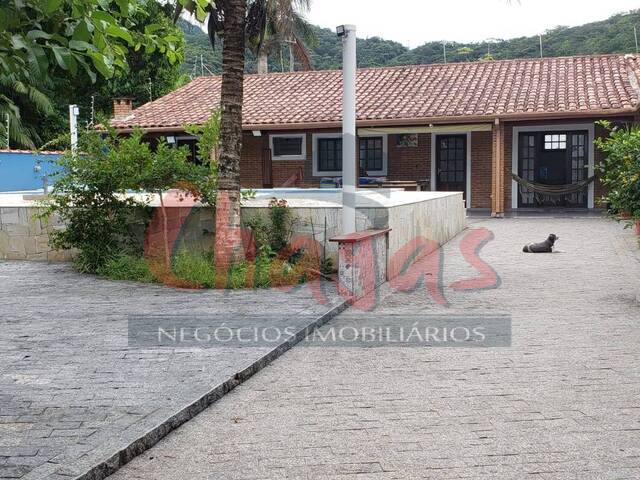 Casa para Venda em Caraguatatuba - 5