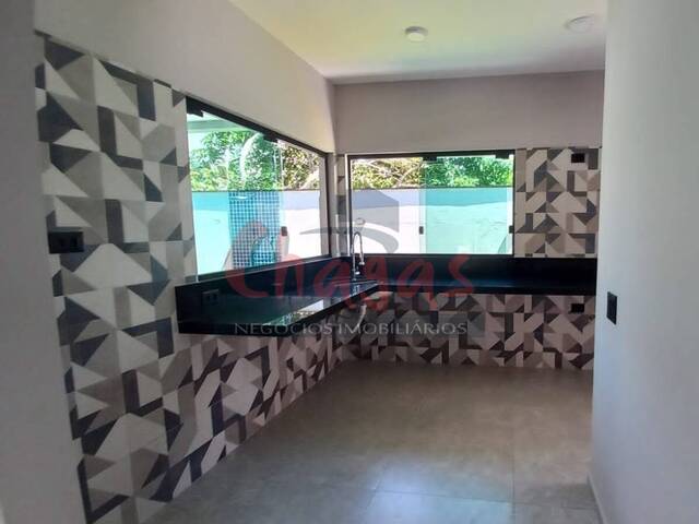Casa para Venda em Caraguatatuba - 4