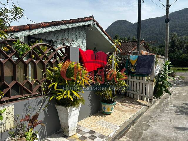 #1378 - Casa para Venda em Caraguatatuba - SP - 1