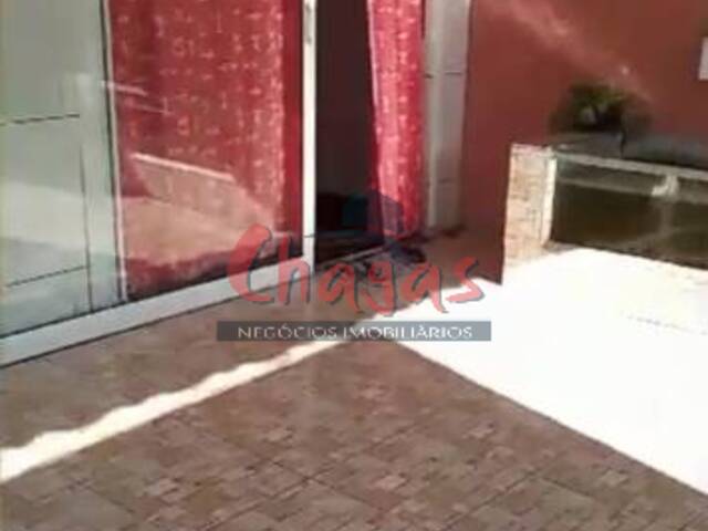 Casa para Venda em Caraguatatuba - 2
