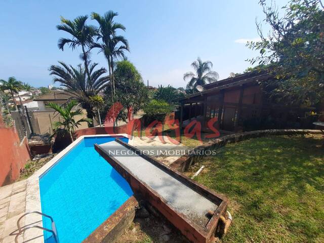 Sobrado para Venda em Caraguatatuba - 5