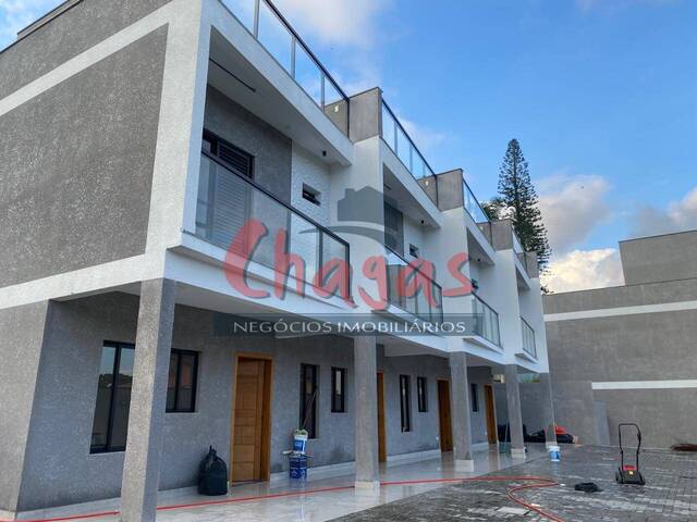 Sobrado para Venda em Caraguatatuba - 5