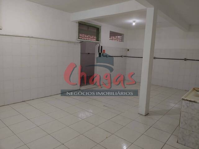 Salão Comercial para Locação em Caraguatatuba - 3