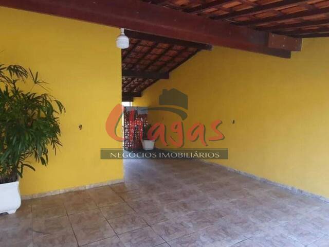 #1814 - Casa para Venda em Caraguatatuba - SP - 2