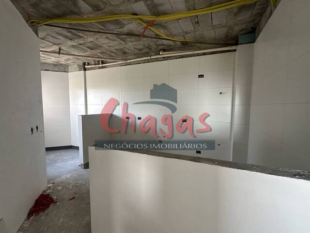 Apartamento para Venda em Caraguatatuba - 5