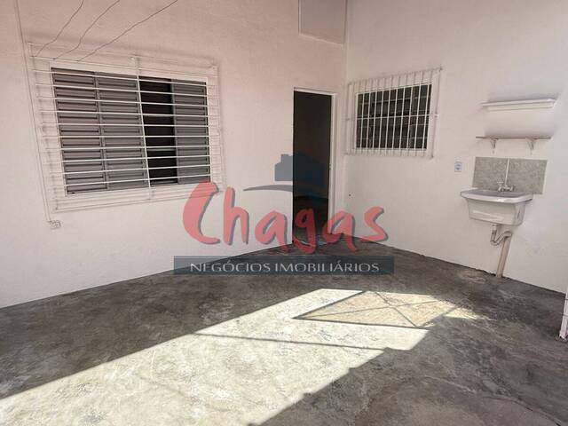 #2965 - Edícula para Locação em Caraguatatuba - SP - 2