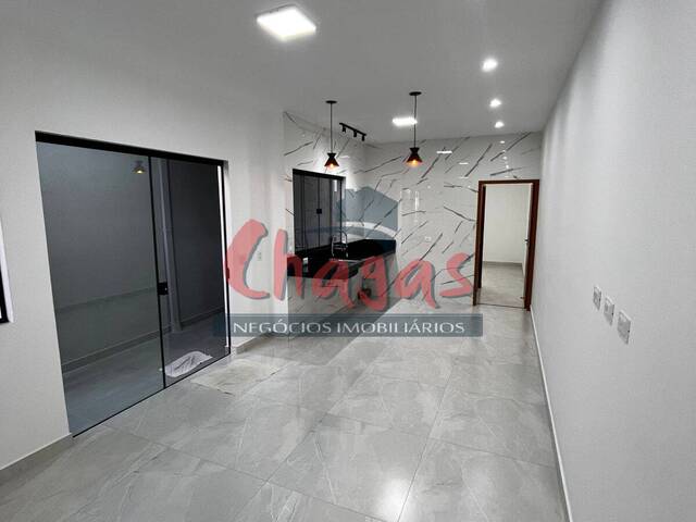 #2984 - Casa para Venda em Caraguatatuba - SP - 2