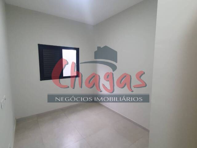 Casa para Venda em Caraguatatuba - 4