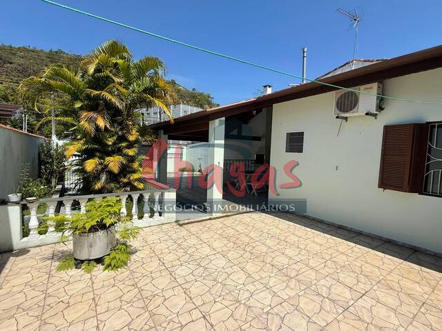 #3021 - Casa para Venda em Caraguatatuba - SP - 2