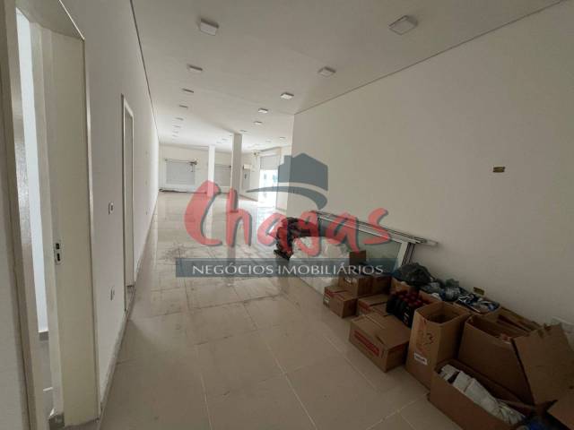 #2946 - Salão Comercial para Locação em Caraguatatuba - SP - 2