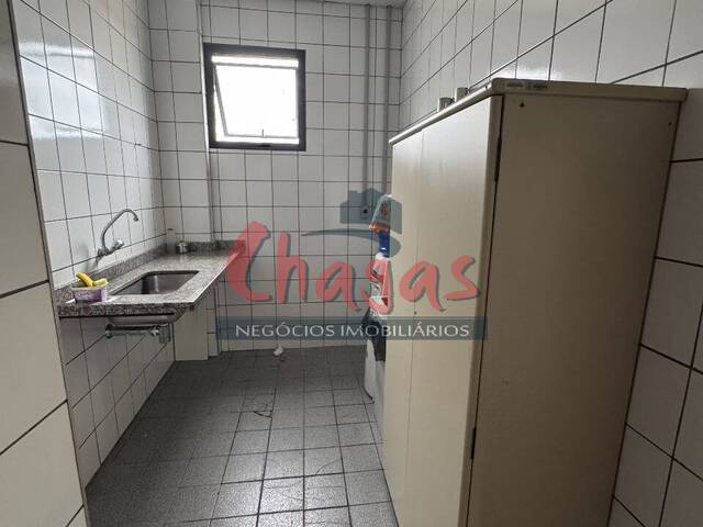 Prédio comercial para Locação em Caraguatatuba - 4