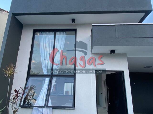 #4012 - Casa para Locação em Caraguatatuba - SP - 2