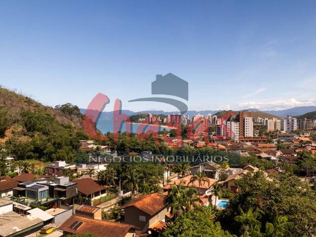 Casa para Venda em Caraguatatuba - 2