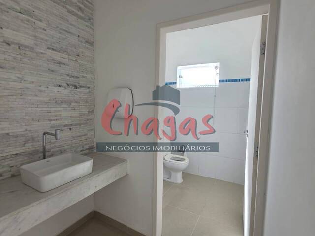 Sala para Locação em Caraguatatuba - 2