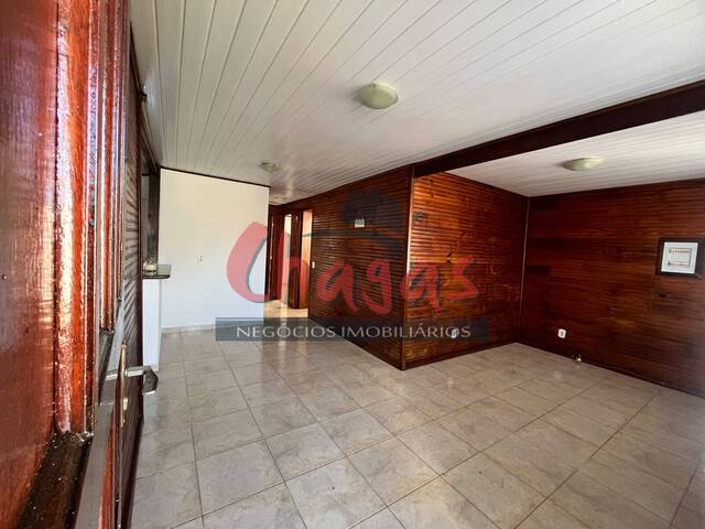 Casa para Locação em Caraguatatuba - 2