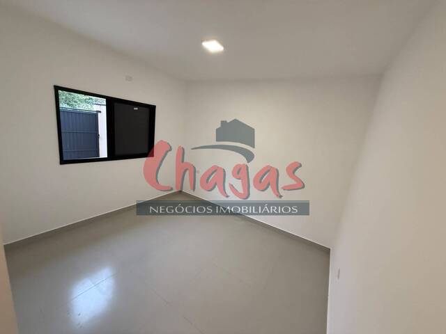 Casa para Venda em Caraguatatuba - 4
