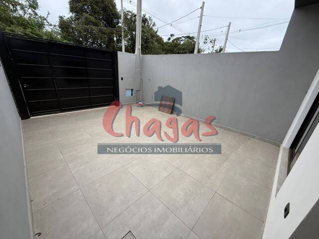 Casa para Venda em Caraguatatuba - 2