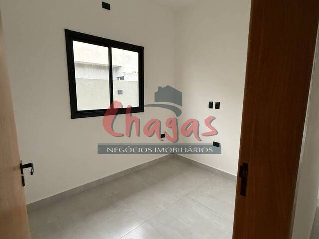 Casa para Venda em Caraguatatuba - 4