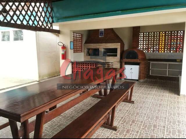 Apartamento para Locação em Caraguatatuba - 2