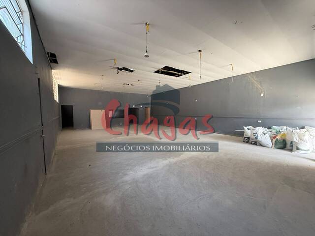 #4101 - Ponto Comercial para Locação em Caraguatatuba - SP