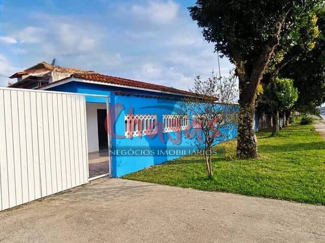 #4113 - Casa para Venda em Caraguatatuba - SP - 2