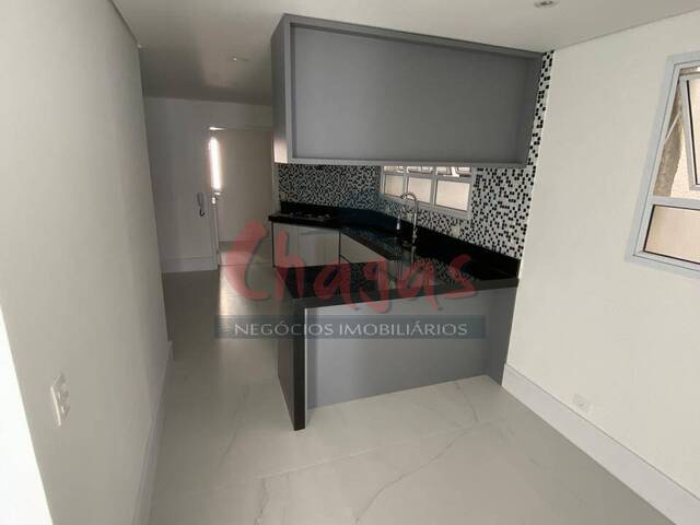 Apartamento para Venda em Caraguatatuba - 4