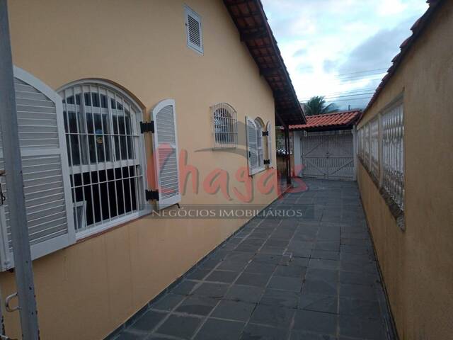 Casa para Venda em Caraguatatuba - 3