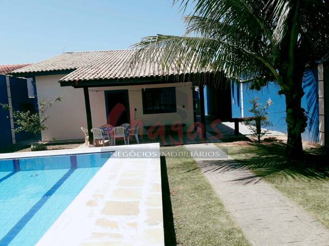 Casa para Venda em Caraguatatuba - 2