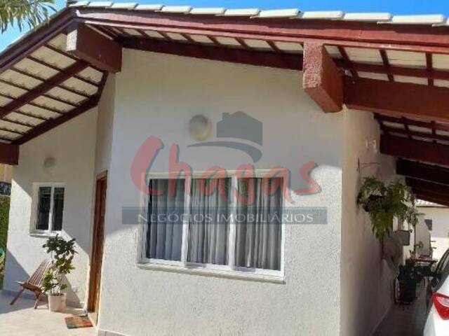 Casa para Venda em Caraguatatuba - 2