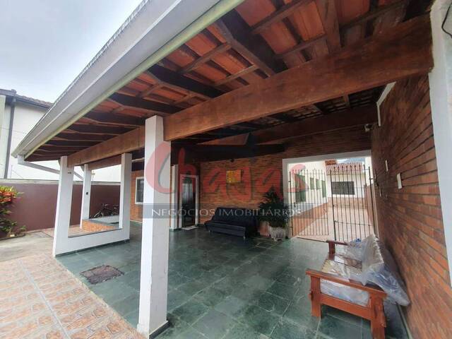 Casa para Venda em Caraguatatuba - 2