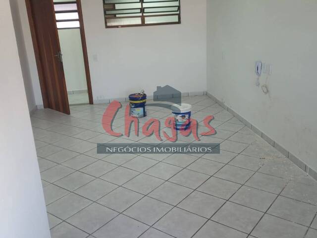 Apartamento para Locação em Caraguatatuba - 2