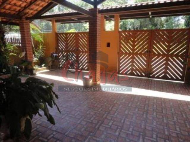 Casa para Venda em Caraguatatuba - 2