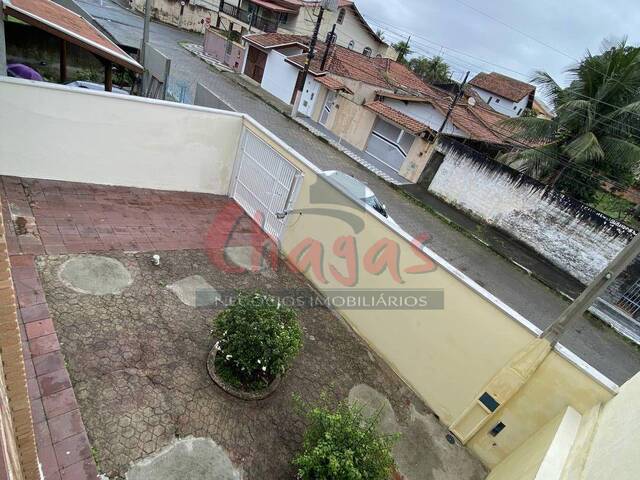 Sobrado para Venda em Caraguatatuba - 5