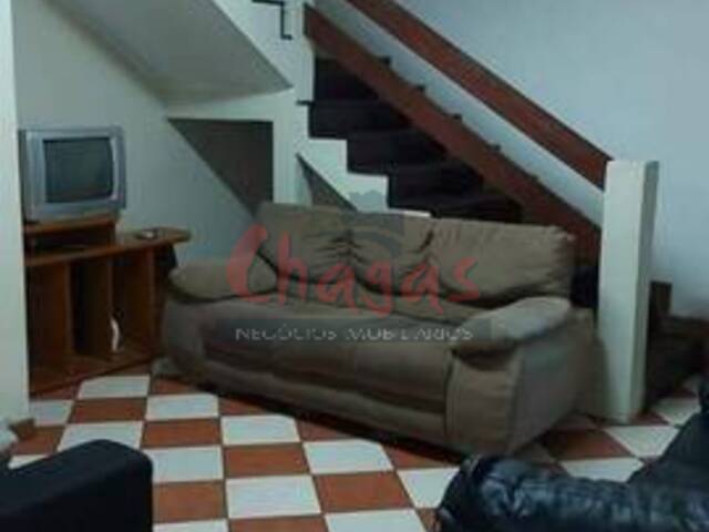 Casa para Venda em Caraguatatuba - 2