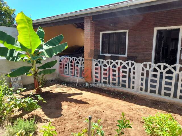 Casa para Venda em Caraguatatuba - 4